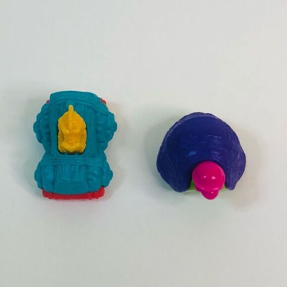 90’s prehistoric car toy and dinosaur stone age turtle with helmets - Picture 8 of 8